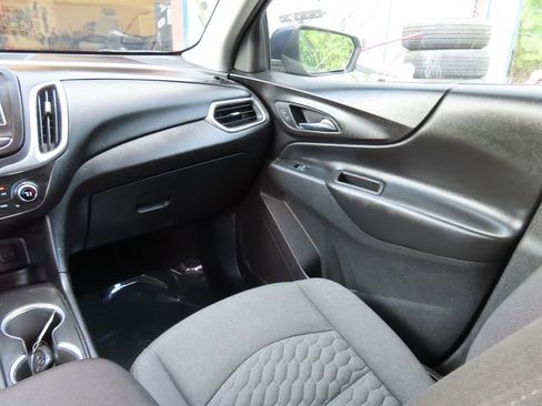 Used 2019 Chevrolet Equinox LT AWD/4WD image 33