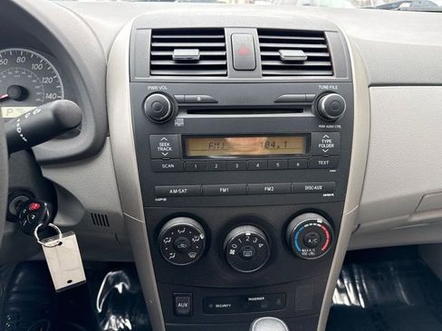 Used 2010 Toyota Corolla LE image 25