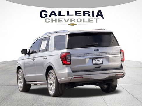 Used 2023 Ford Expedition Platinum image 5