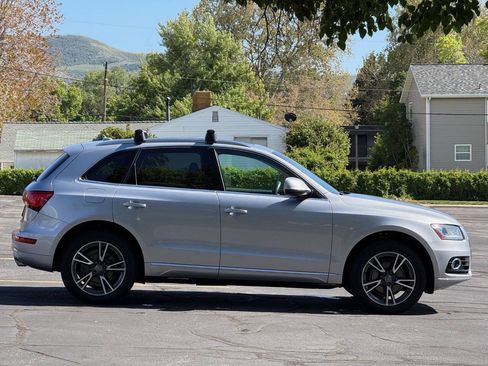 Used 2016 Audi Q5 2.0T Premium Plus w/ Technology Package AWD/4WD image 4