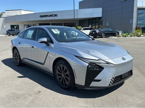 New 2026 Lexus ES 350e FWD image 2