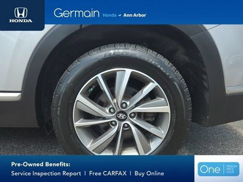 Used 2020 Hyundai Santa Fe SEL w/ Convenience Package AWD/4WD image 4