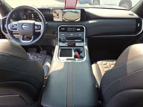 Used 2025 Nissan Armada Platinum AWD/4WD image 29