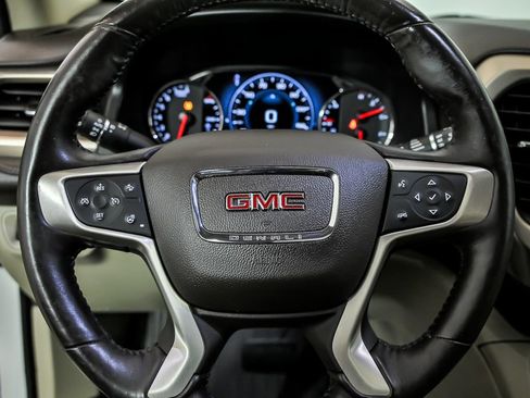 Used 2018 GMC Acadia Denali w/ Technology Package AWD/4WD image 21
