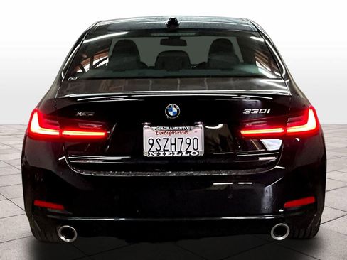 Used 2025 BMW 330i xDrive Sedan w/ Premium Package AWD/4WD image 7