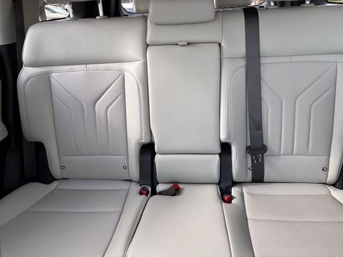 Used 2025 Hyundai Santa Fe SEL image 40