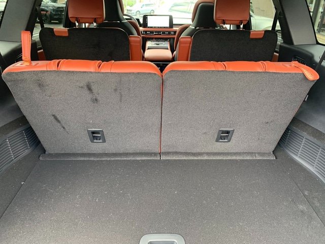 New 2025 Lincoln Aviator Reserve w/ Equipment Group 201A AWD/4WD image 5