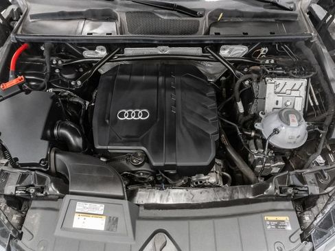 Used 2023 Audi Q5 2.0T Premium Plus w/ Premium Plus Package AWD/4WD image 3