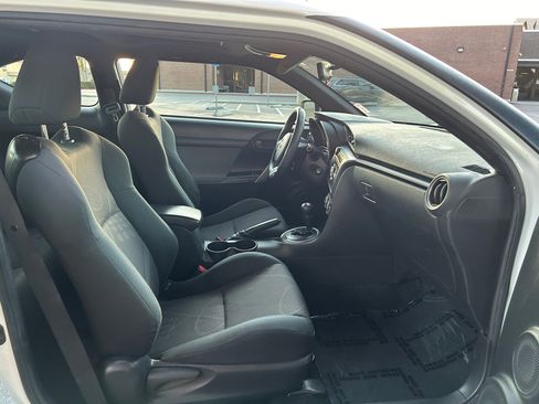 Used 2011 Scion tC Sports Coupe 6-Spd AT image 11