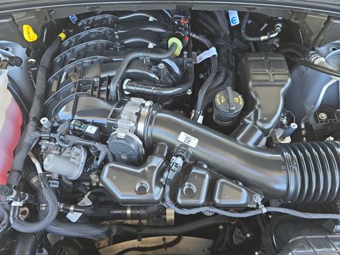 Used 2024 Jeep Grand Cherokee L Overland w/ Advanced Protech Group III AWD/4WD image 35