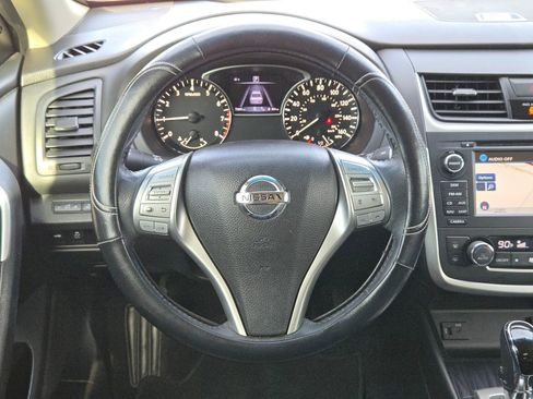 Used 2016 Nissan Altima 2.5 SL w/ 2.5 Technology w/LED Package image 21