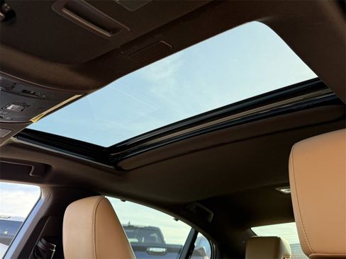 Used 2021 Lexus ES 300h Ultra Luxury w/ Accessory Package 2 image 26