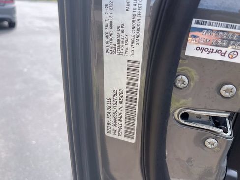 New 2026 RAM 2500 Big Horn AWD/4WD image 40