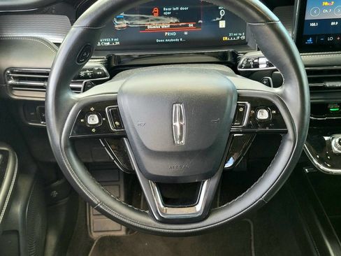 Certified 2023 Lincoln Corsair FWD w/ Equipment Group 101A image 12