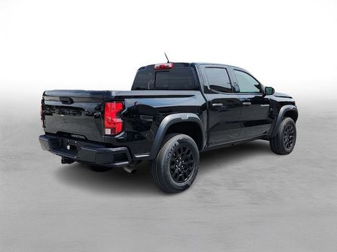 Used 2024 Chevrolet Colorado Trail Boss w/ Advanced Trailering Package AWD/4WD image 6