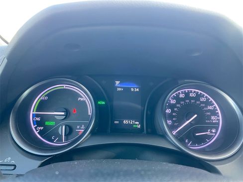 Used 2022 Toyota Camry SE image 16