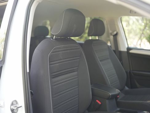 Used 2024 Volkswagen Tiguan S image 22