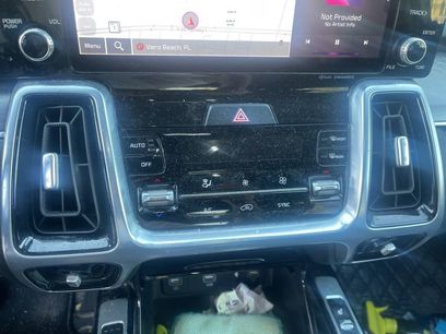 Used 2022 Kia Sorento SX