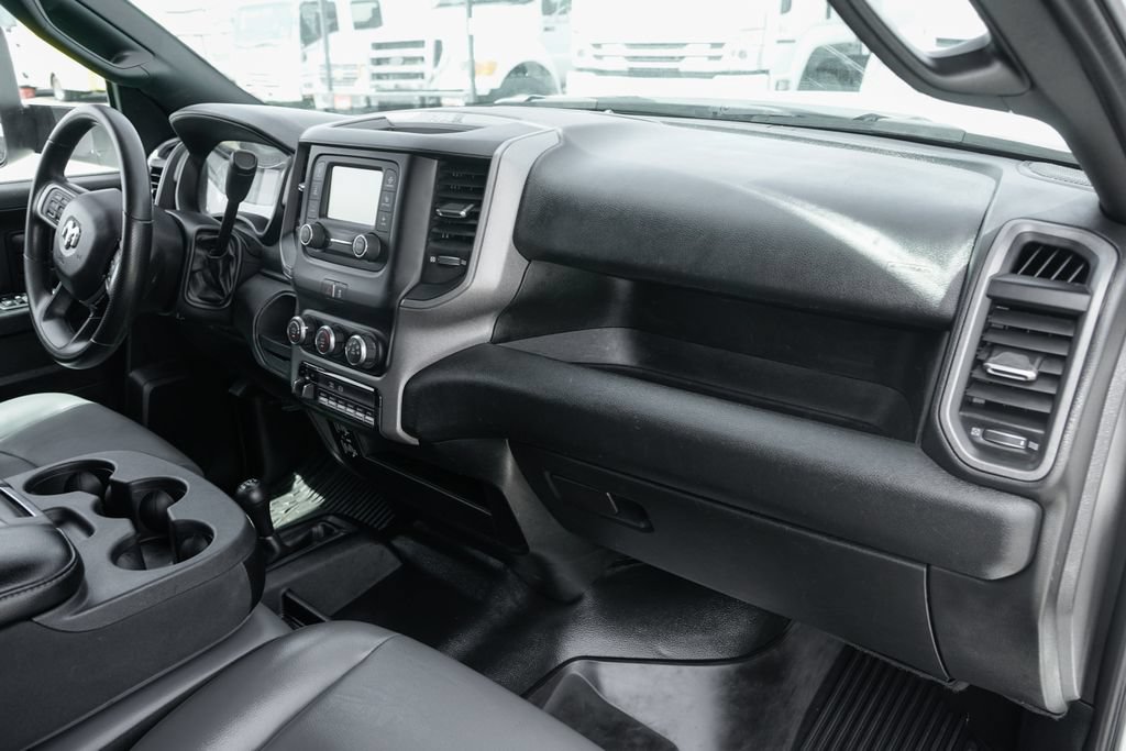 Used 2022 RAM 5500 Tradesman w/ Chrome Appearance Group AWD/4WD image 43