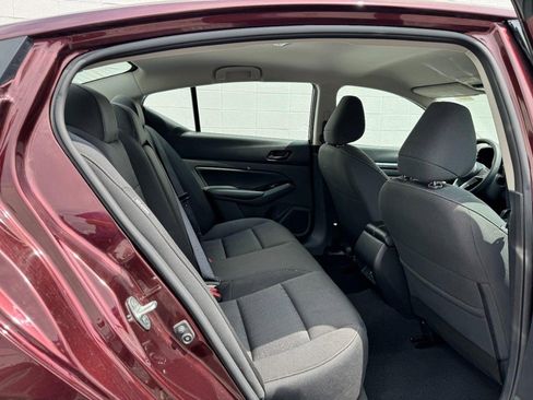 Used 2023 Nissan Altima 2.5 SV image 10