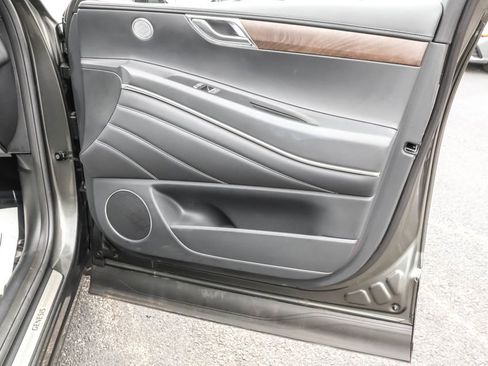 Used 2025 Genesis GV80 2.5T Select image 40