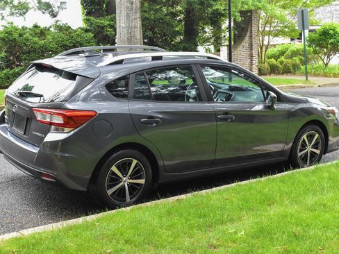 Used 2019 Subaru Impreza 2.0i Premium w/ Eyesight & BSD/Rcta & SRF image 8