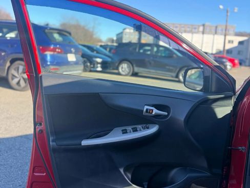 Used 2010 Toyota Corolla S image 26