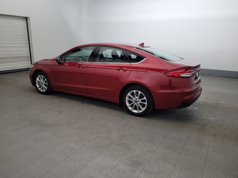 Used 2020 Ford Fusion SE image 3