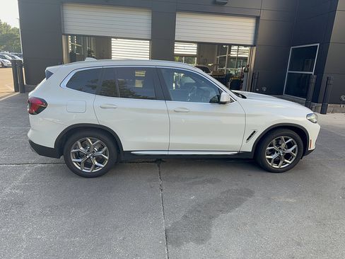 Used 2022 BMW X3 xDrive30i w/ Premium Package 2 AWD/4WD image 4