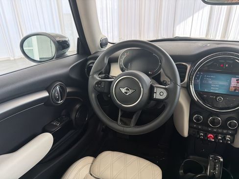 Certified 2024 MINI Cooper S w/ Signature Upholstery Package FWD image 30