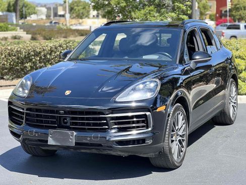 Used 2019 Porsche Cayenne S image 19