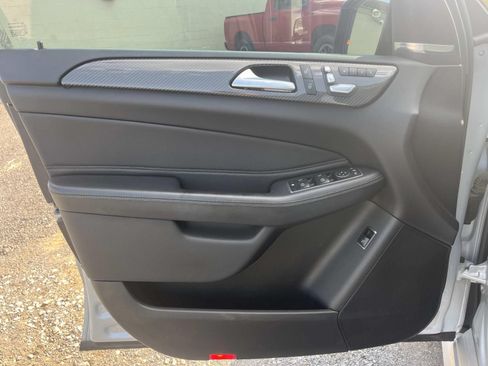 Certified 2018 Mercedes-Benz GLE 43 AMG 4MATIC image 27