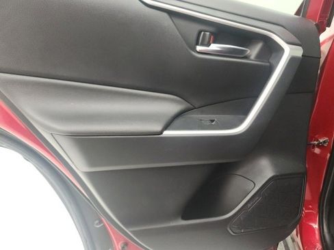 Certified 2023 Toyota RAV4 SE image 9