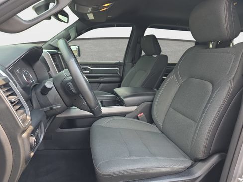 Used 2019 RAM 1500 Big Horn AWD/4WD image 15