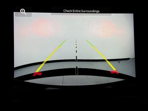 Used 2023 Jeep Grand Cherokee Laredo image 15