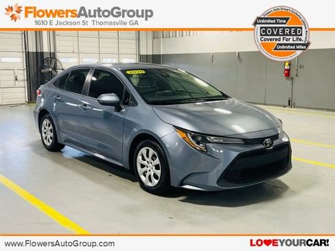 Used 2020 Toyota Corolla LE image 1