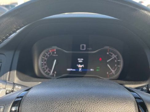 Used 2018 Honda Pilot Touring image 17