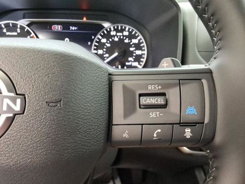 Certified 2026 Nissan Rogue SV FWD image 26