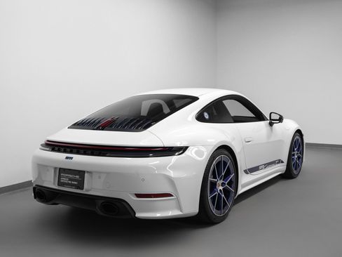 Certified 2025 Porsche 911 Carrera T w/ Sportdesign Package RWD image 12