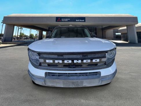 Used 2022 Ford Bronco Sport Outer Banks w/ Tech Package AWD/4WD image 2