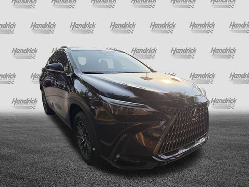 Used 2025 Lexus NX 250 FWD w/ Accessory Package (2T) image 2