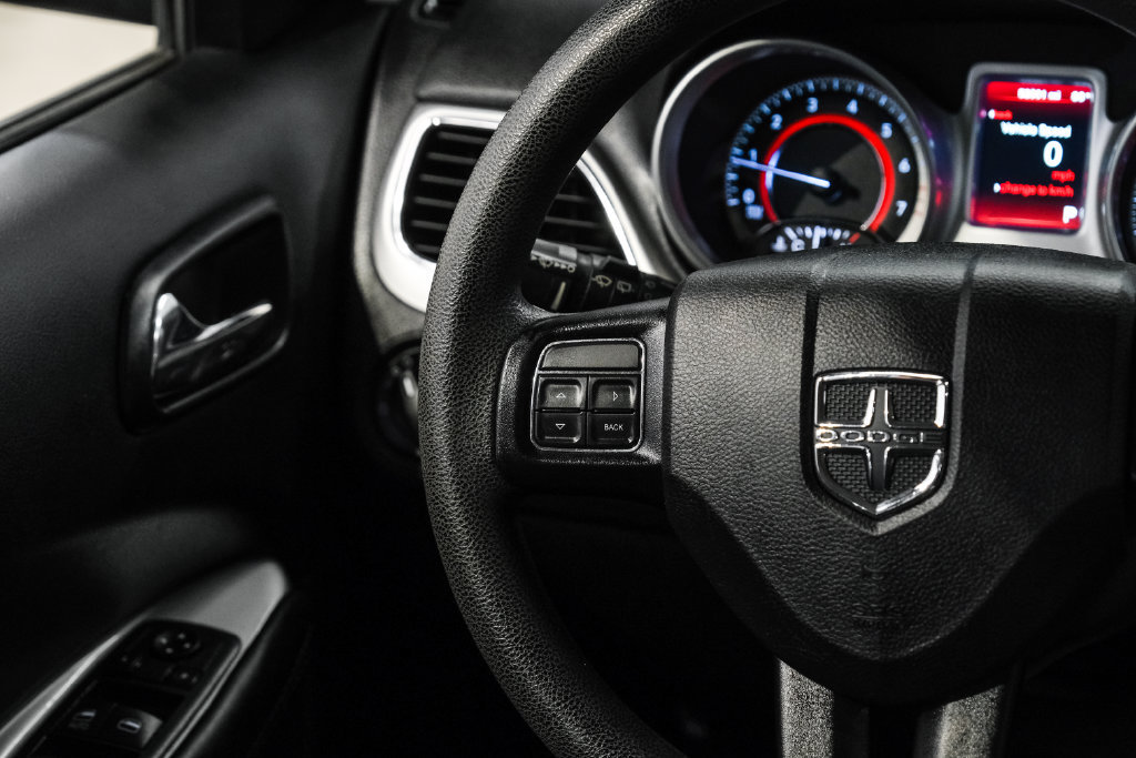 Used 2019 Dodge Journey SE FWD image 21