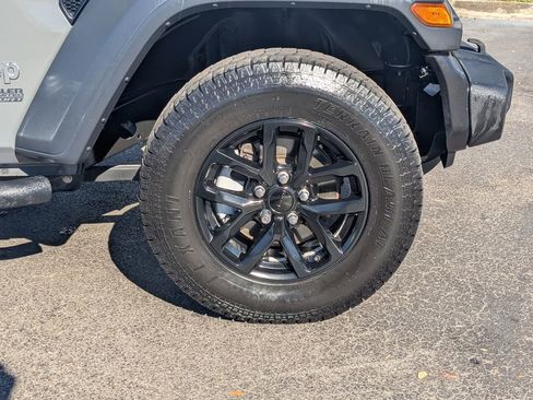 Used 2019 Jeep Wrangler Unlimited Sport S image 21