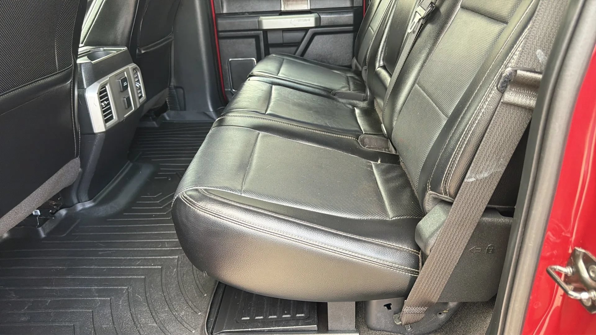 Used 2017 Ford F250 Lariat w/ Chrome Package AWD/4WD image 14