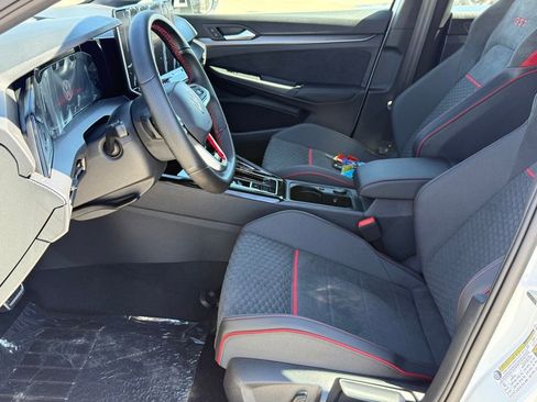 New 2026 Volkswagen GTI SE FWD image 11