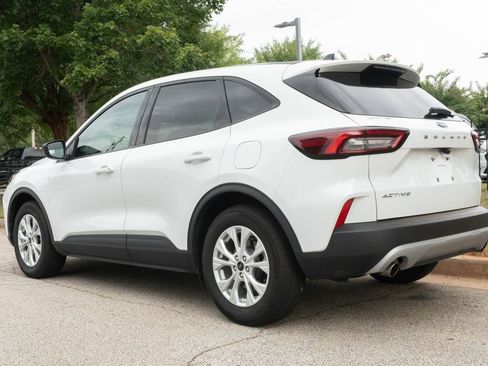 Used 2025 Ford Escape Active FWD image 6