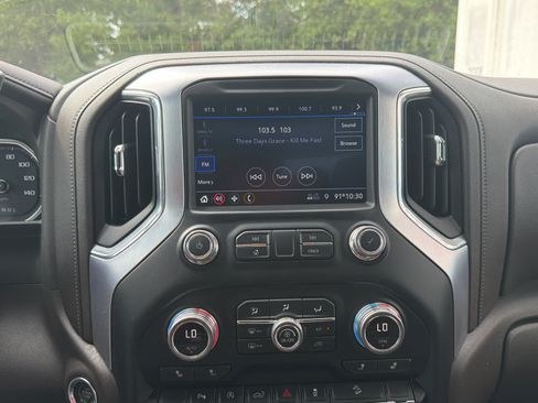 Used 2020 GMC Sierra 1500 Elevation w/ Elevation Value Package AWD/4WD image 29
