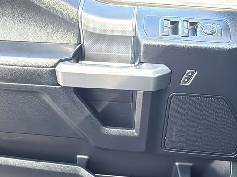 Used 2017 Ford F150 XLT w/ Equipment Group 302A Luxury image 11