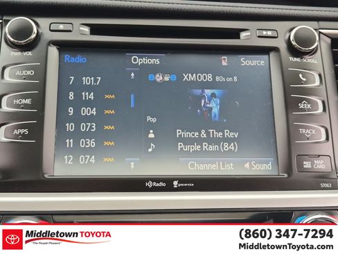 Used 2015 Toyota Highlander XLE AWD/4WD image 23