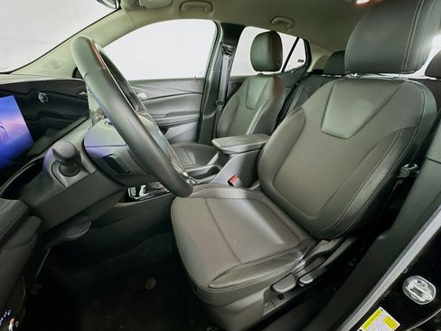 Used 2025 Buick Encore GX Preferred image 13